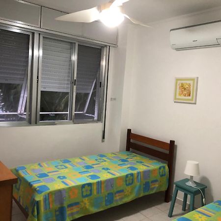 Apto Com Ar Condicionado A 200 M Da Praia - Atras Do Shopping Enseada Appartement Guarujá Buitenkant foto